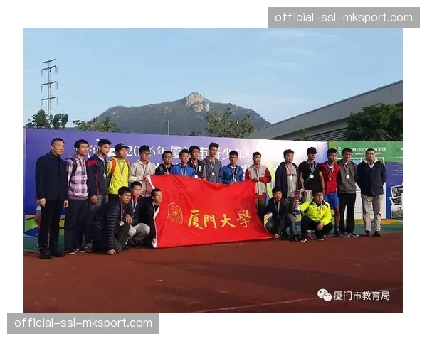 欧足联启动“欧冠校园”计划，向青少年推广足球理念